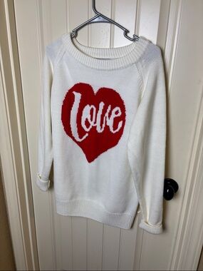 Miss Sparkling Cream Crewneck Sweater with Red Heart 'Love' Graphic